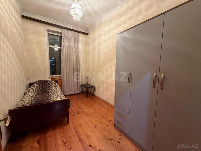 Satılır 3 otaqlı köhnə tikili 70 m², Qara Qarayev m., photo 6 from 15
