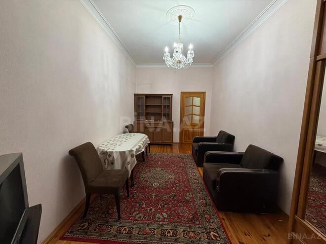 Satılır 3 otaqlı köhnə tikili 70 m², Qara Qarayev m., photo 3 from 15