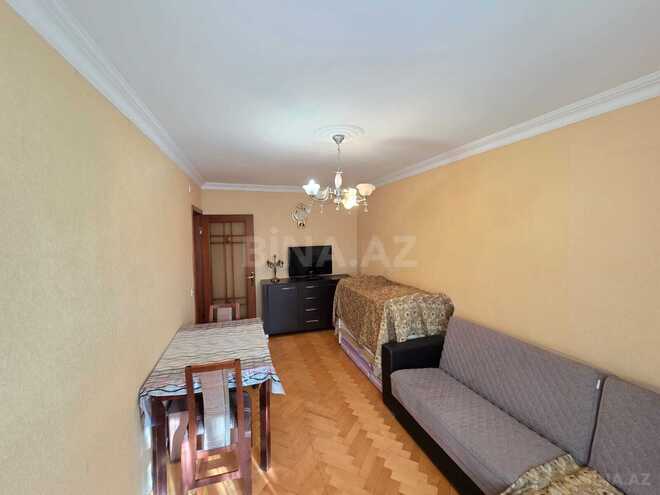 Продается 4-комн. вторичка 85 м², Ясамальский р., photo 5 from 16