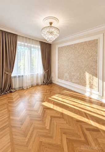 Продаётся 2-комн. вторичка 60 м², м. Низами, photo 5 from 12
