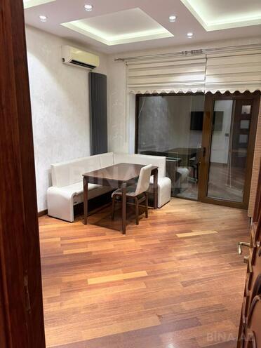 İcarəyə verilir 4 otaqlı yeni tikili 200 m², Gənclik m., photo 10 from 25