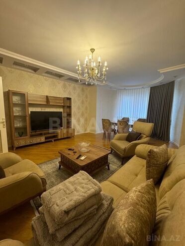 İcarəyə verilir 3 otaqlı yeni tikili 130 m², 20 Yanvar m., photo 3 from 16