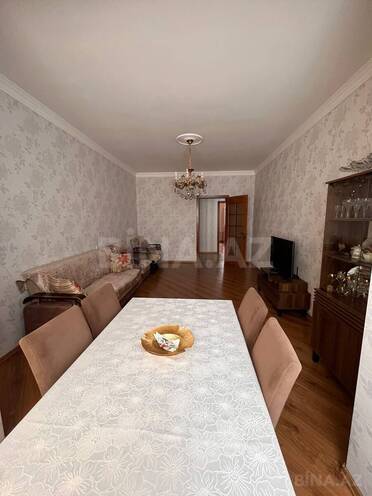 Продается 2-комн. вторичка 70 м², м. Элмляр Академиясы, photo 4 from 15