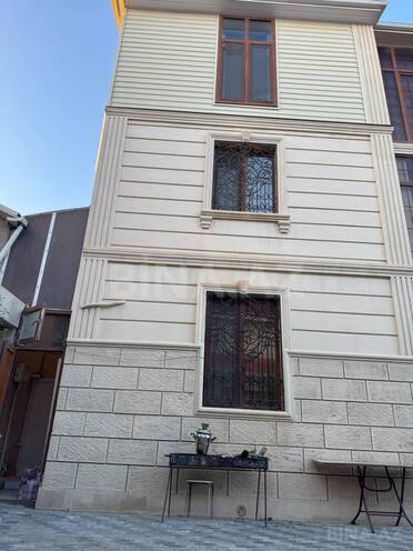 Продается 8-комн. дом/дача 330 м², пос. Бадамдар, photo 18 from 20