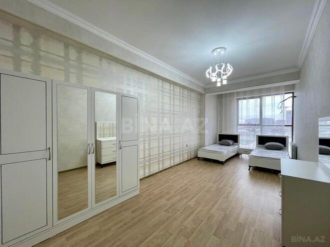 Сдается 3-комн. новостройка 128 м², м. 28 мая, photo 6 from 16
