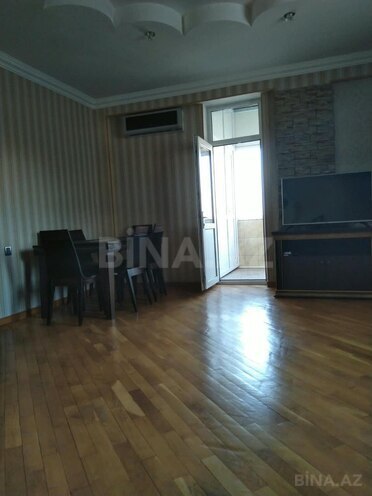 Сдаётся 2-комн. новостройка 65 м², м. Иншаатчылар, photo 1 from 15