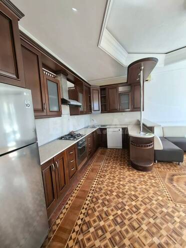 Сдаётся 10-комн. дом/дача 600 м², м. 8 ноября, photo 8 from 27