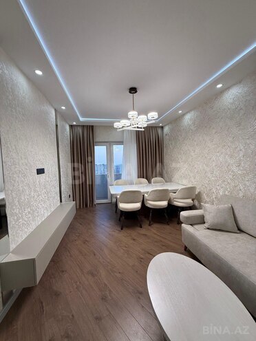 Продаётся 3-комн. вторичка 80 м², м. Ази Асланов, photo 4 from 19