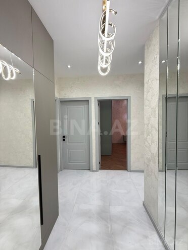 Продаётся 3-комн. вторичка 80 м², м. Ази Асланов, photo 1 from 19