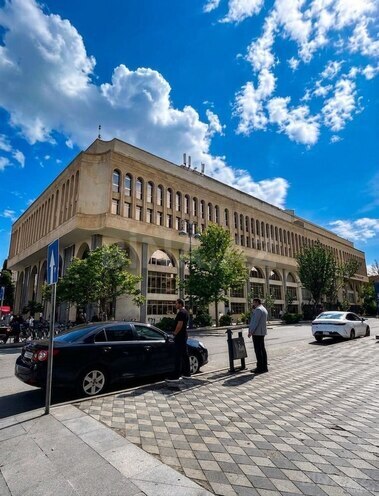 Satılır 1 otaqlı köhnə tikili 34 m², Elmlər Akademiyası m., photo 1 from 10
