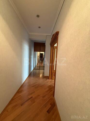 Satılır 3 otaqlı köhnə tikili 115 m², Yasamal r., photo 9 from 17