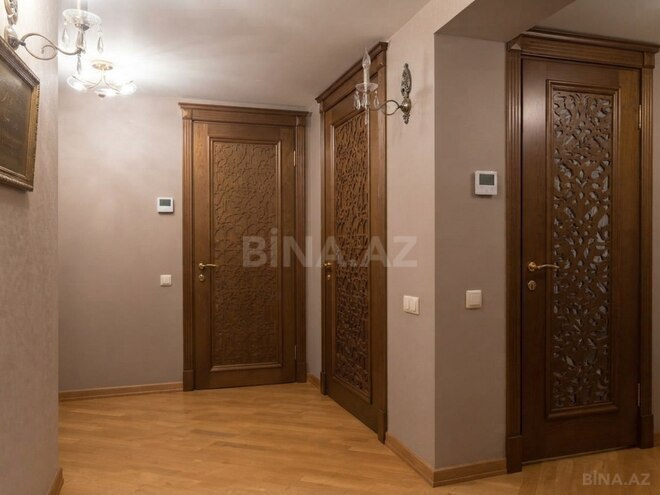 Продаётся 3-комн. вторичка 90 м², м. Сахил, photo 18 from 24