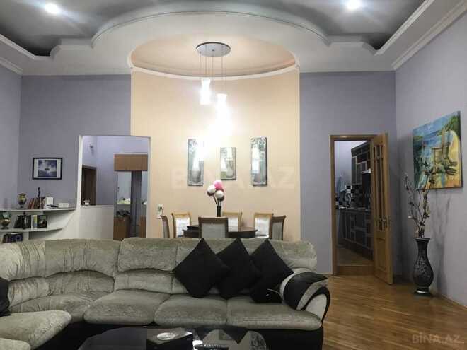Сдается 2-комн. новостройка 120 м², м. Низами, photo 3 from 9
