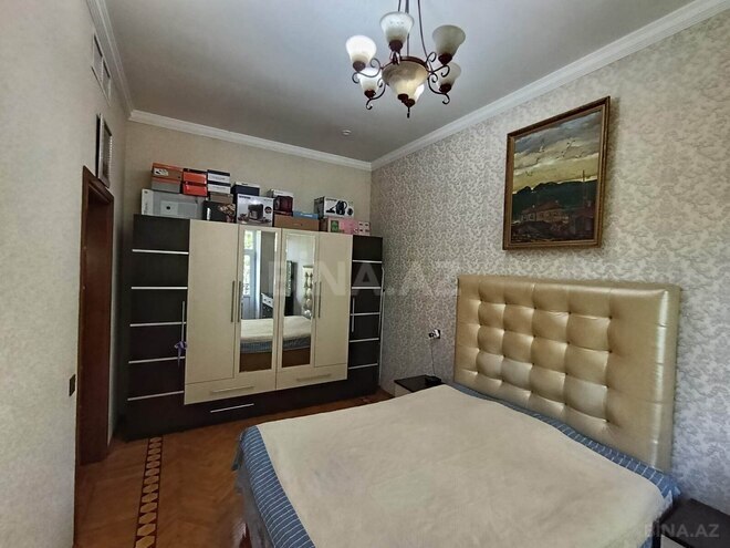 Satılır 3 otaqlı köhnə tikili 96 m², 28 May m., photo 17 from 25