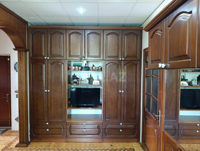 Satılır 3 otaqlı köhnə tikili 96 m², 28 May m., photo 12 from 25