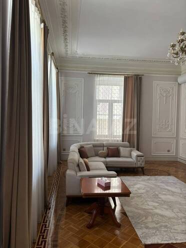 İcarəyə verilir 4 otaqlı köhnə tikili 150 m², Nizami m., photo 4 from 15