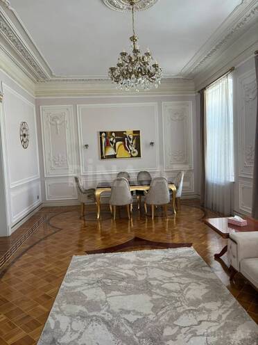 İcarəyə verilir 4 otaqlı köhnə tikili 150 m², Nizami m., photo 6 from 15