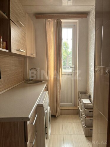 Продаётся 2-комн. вторичка 40 м², м. Элмляр Академиясы, photo 9 from 13