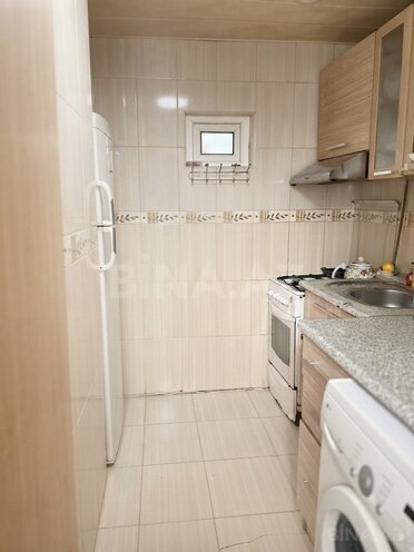 Продаётся 2-комн. вторичка 40 м², м. Элмляр Академиясы, photo 10 from 13