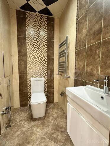 Продаётся 3-комн. новостройка 136 м², м. Нефтчиляр, photo 3 from 14
