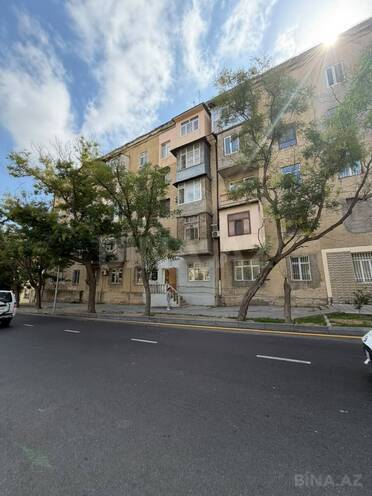 Продается 2-комн. вторичка 70 м², м. Элмляр Академиясы, photo 13 from 15