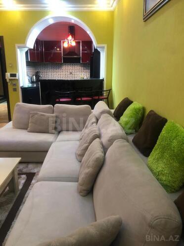 Сдаётся 2-комн. новостройка 65 м², м. Низами, photo 5 from 13