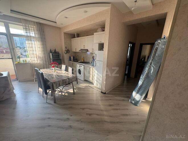 Сдается 3-комн. новостройка 120 м², м. 8 ноября, photo 1 from 15