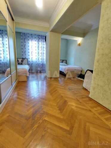 Продается 3-комн. вторичка 95 м², м. Иншаатчылар, photo 4 from 13