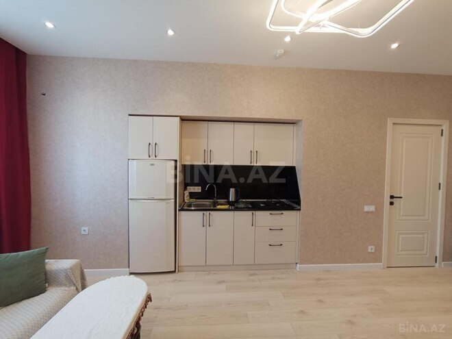 Сдается 3-комн. новостройка 80 м², м. Иншаатчылар, photo 4 from 11