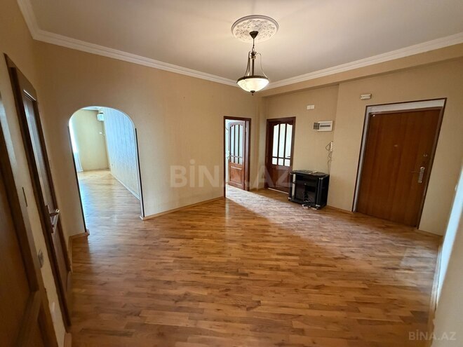 Satılır 3 otaqlı yeni tikili 115 m², İnşaatçılar m., photo 1 from 17