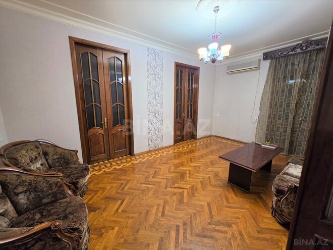 Сдается 3-комн. вторичка 85 м², м. Ичеришехер, photo 3 from 9