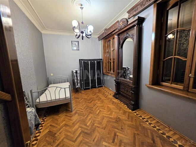 Сдается 3-комн. вторичка 85 м², м. Ичеришехер, photo 6 from 9