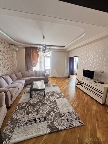 Продаётся 3-комн. новостройка 120 м², Абшеронcкий  р., photo 1 from 11