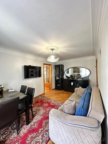 Satılır 2 otaqlı köhnə tikili 50 m², Elmlər Akademiyası m., photo 1 from 14