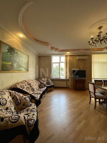 İcarəyə verilir 2 otaqlı köhnə tikili 75 m², İçəri Şəhər m., photo 5 from 13