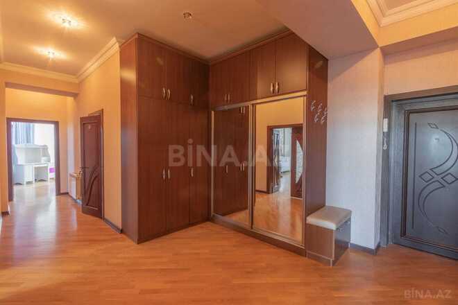 Сдается 3-комн. новостройка 135 м², м. Иншаатчылар, photo 14 from 22