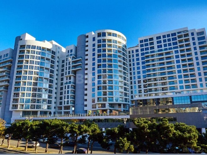 Продается 3-комн. новостройка 125 м², м. Низами, photo 1 from 22