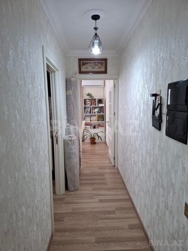 Продаётся 2-комн. вторичка 65 м², м. Ази Асланов, photo 7 from 17