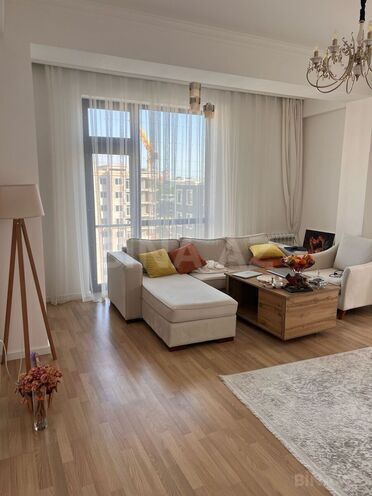 Сдаётся 2-комн. новостройка 75 м², м. Низами, photo 1 from 13
