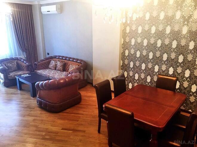 Сдается 3-комн. новостройка 136 м², м. Элмляр Академиясы, photo 26 from 32