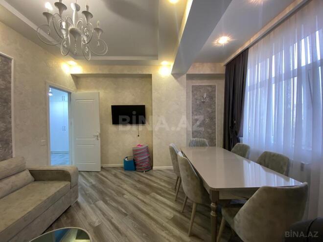 Сдается 3-комн. новостройка 78 м², м. Кара Караев, photo 3 from 14