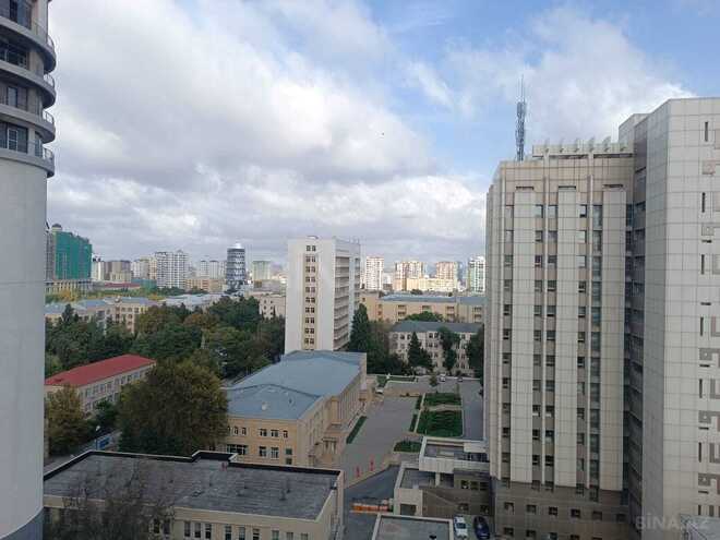 Сдаётся 6-комн. офис 270 м², м. Элмляр Академиясы, photo 3 from 26