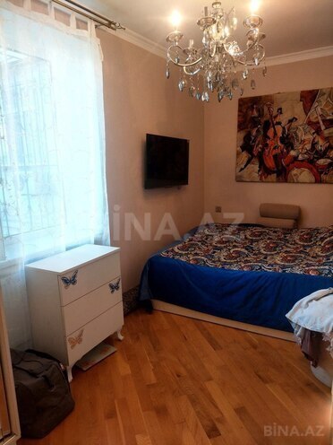 Продаётся 2-комн. вторичка 62 м², м. Низами, photo 6 from 14