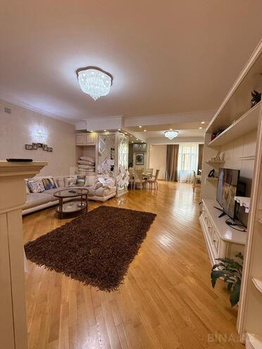 Продается 4-комн. новостройка 175 м², м. 28 мая, photo 12 from 18