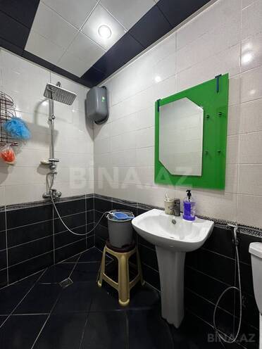 Satılır 2 otaqlı köhnə tikili 44 m², İnşaatçılar m., photo 20 from 21