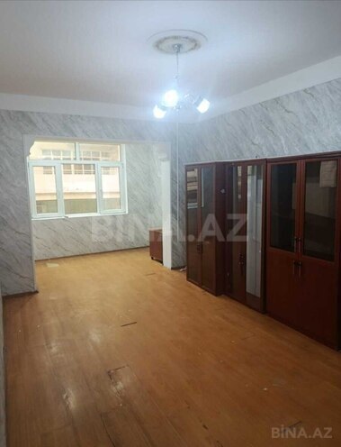 Продаётся 3-комн. вторичка 80 м², м. Кара Караев, photo 10 from 13