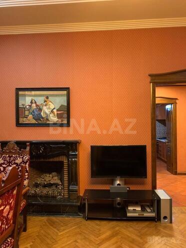 Satılır 4 otaqlı köhnə tikili 115 m², İçəri Şəhər m., photo 15 from 27