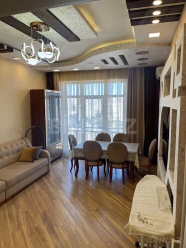 Сдаётся 2-комн. новостройка 60 м², м. 20 января, photo 1 from 17