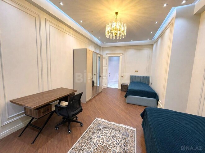 Продается 3-комн. новостройка 150 м², м. Элмляр Академиясы, photo 13 from 18