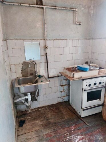 Satılır 1 otaqlı köhnə tikili 35 m², Qara Qarayev m., photo 10 from 12